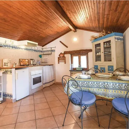 Beautiful In W/ Wifi, Outdoor Swimming Pool And 1 Bedrooms *